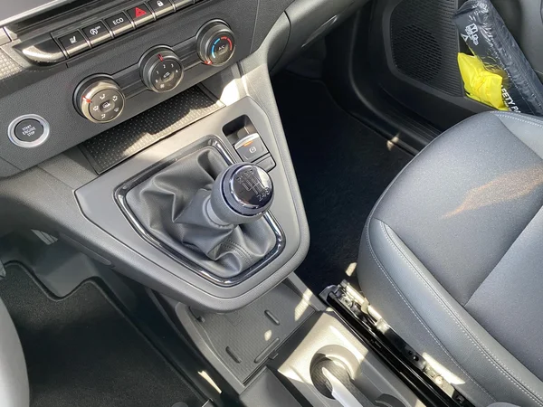 Renault Kangoo (2026) — foto 2 van 20