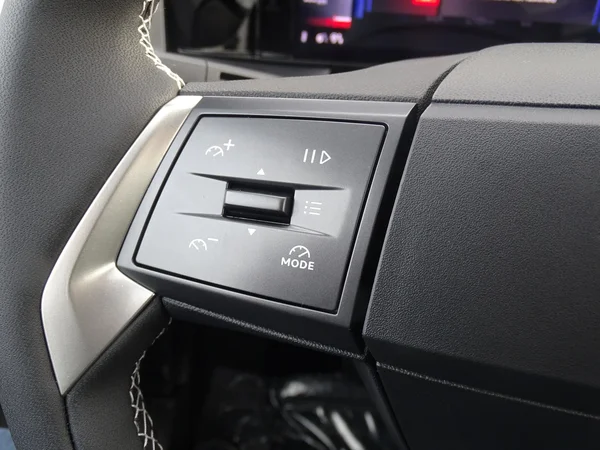 Opel Frontera (2025) — foto 10 van 27