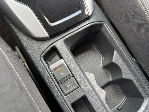 VOLKSWAGEN T-Roc (2022) — foto 18 van 29