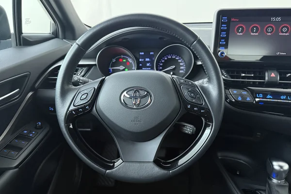Toyota C-HR Hybrid (HEV) (2021) — foto 2 van 26