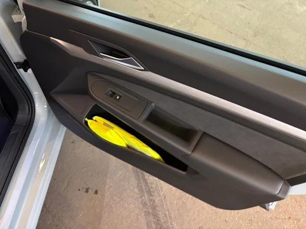 VOLKSWAGEN Golf VIII (2025) — foto 3 van 24
