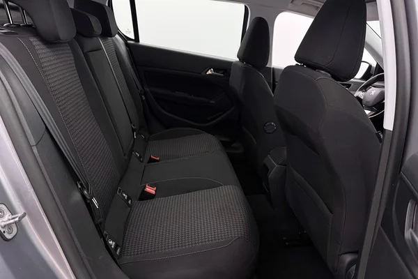 Peugeot 308 (2021) — foto 7 van 38
