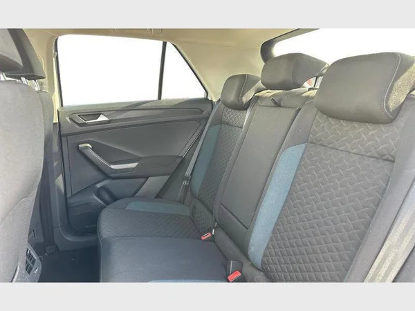 Volkswagen T-Roc (2019) — foto 5 van 26
