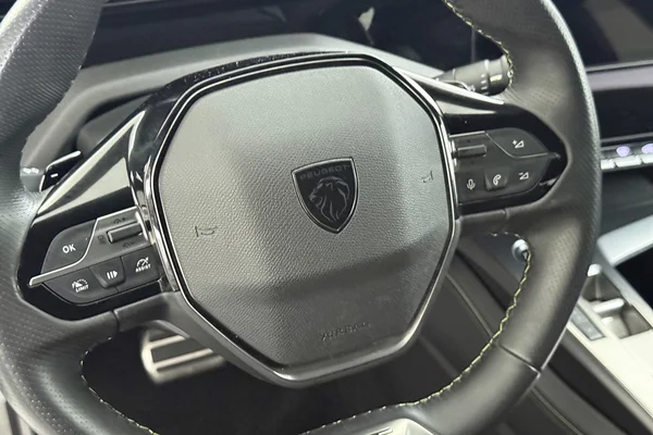 Peugeot 308 (2023) — foto 5 van 28