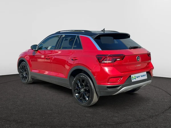 VOLKSWAGEN T-Roc (2022) — foto 18 van 24