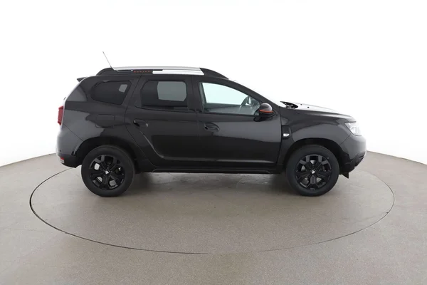 Dacia Duster (2022) — foto 13 van 16