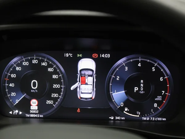 Volvo XC40 (2021) — foto 41 van 42