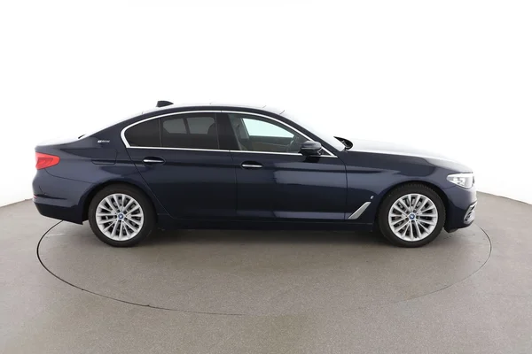 BMW 5-serie (2017) — foto 13 van 16