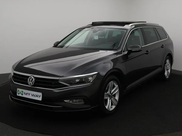 VOLKSWAGEN Passat SW Dsl (2021) — foto 1 van 30