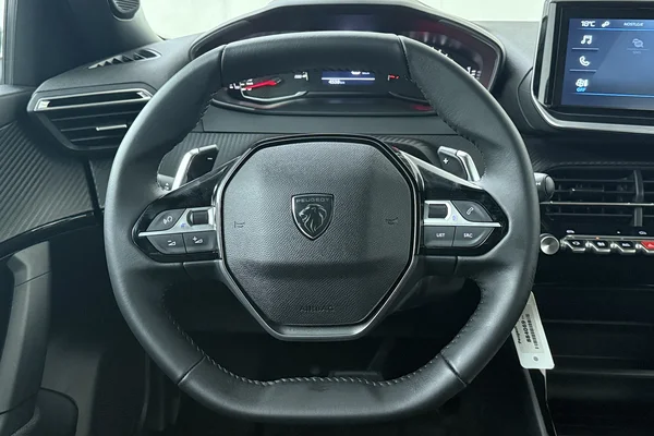 Peugeot 2008 (2025) — foto 2 van 16
