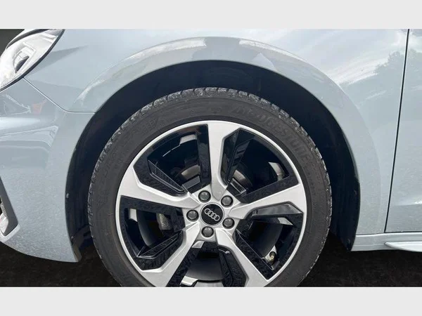Audi A1 Sportback (2024) — foto 22 van 29