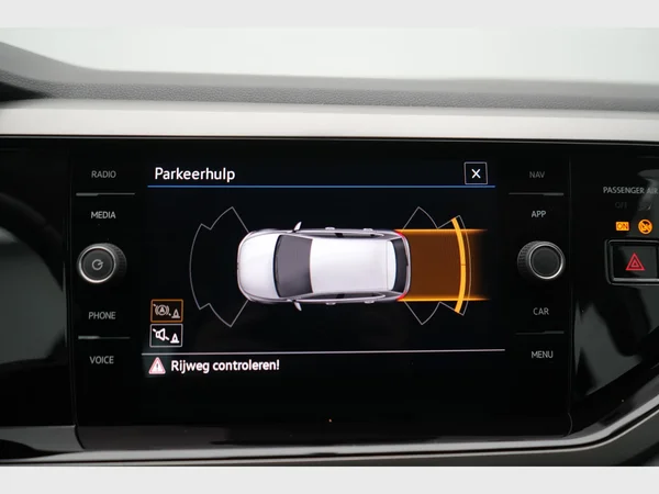 VOLKSWAGEN Polo (2021) — foto 21 van 24