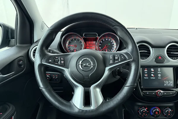 Opel Adam Rocks S (2018) — foto 2 van 20