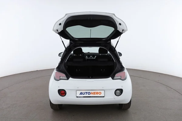 Opel Adam (2017) — foto 7 van 16