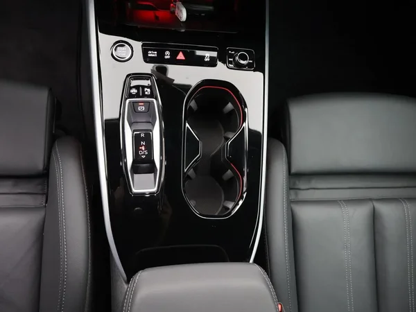 Audi A5 (2025) — foto 2 van 25