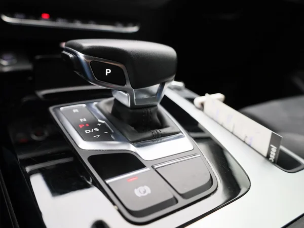 Audi Q5 (2023) — foto 19 van 44