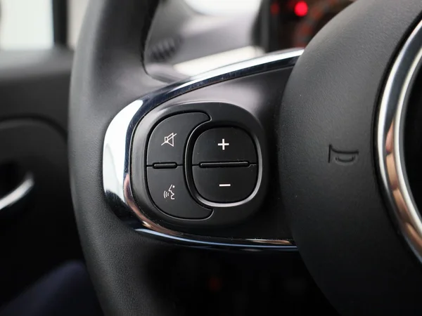 Fiat 500 (2021) — foto 9 van 36