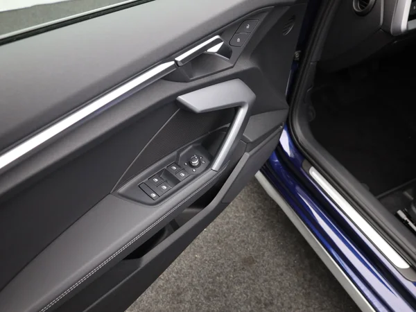 AUDI A3 Sedan (2024) — foto 13 van 24