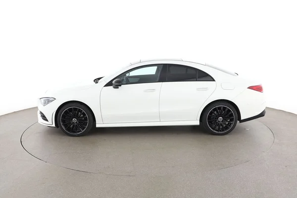 Mercedes-Benz CLA-Klasse (2022) — foto 9 van 16