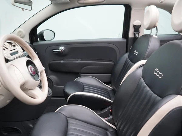 FIAT 500C (2015) — foto 4 van 21
