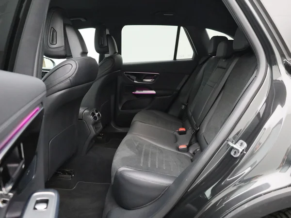 Mercedes-Benz GLC (2025) — foto 3 van 45