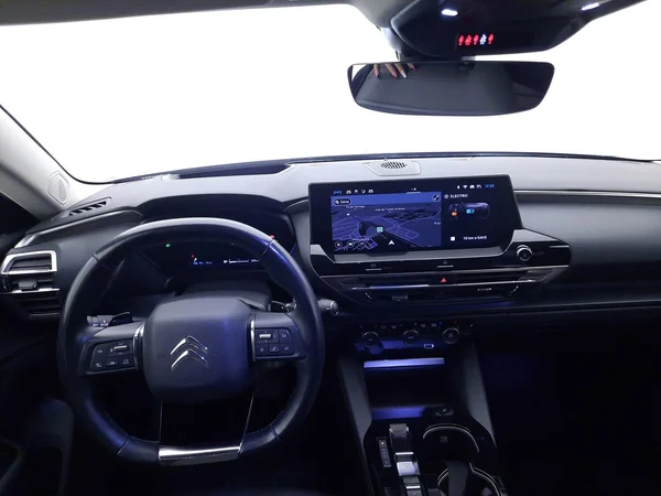 Citroen C5 X PHEV (2023) — foto 22 van 22