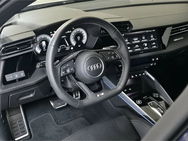 AUDI A3 Sportback (2025) — foto 17 van 35