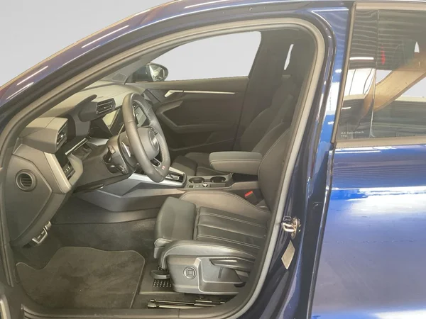 AUDI A3 Sportback (2025) — foto 10 van 16