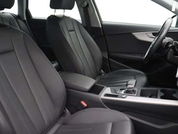 AUDI A4 Avant (2022) — foto 24 van 25