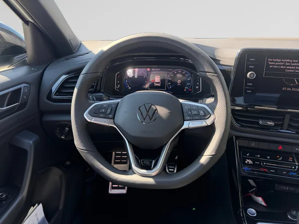 VOLKSWAGEN T-Roc (2026) — foto 5 van 21