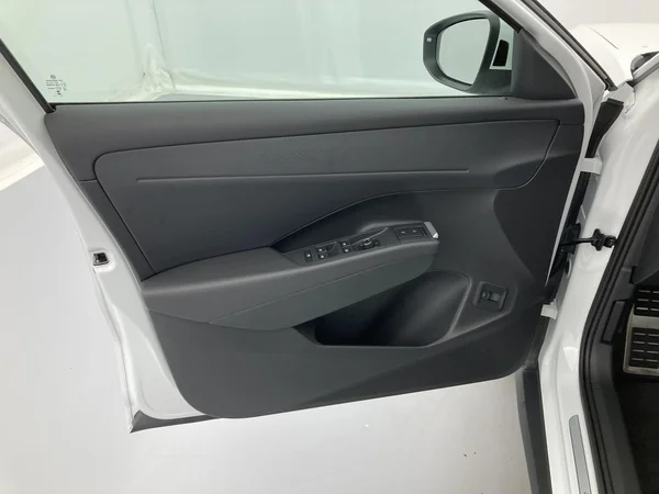 VOLKSWAGEN T-Roc (2026) — foto 33 van 36