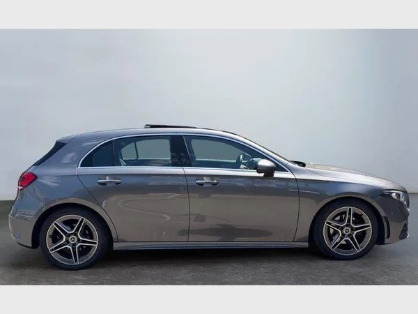 Mercedes-Benz A 180 (2022) — foto 27 van 27