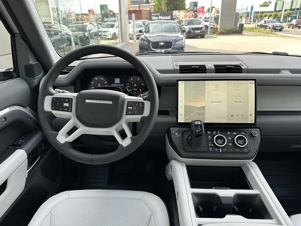 Land Rover Defender (2026) — foto 6 van 33