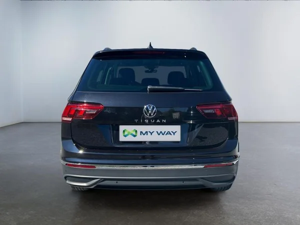VOLKSWAGEN Tiguan (2023) — foto 27 van 31