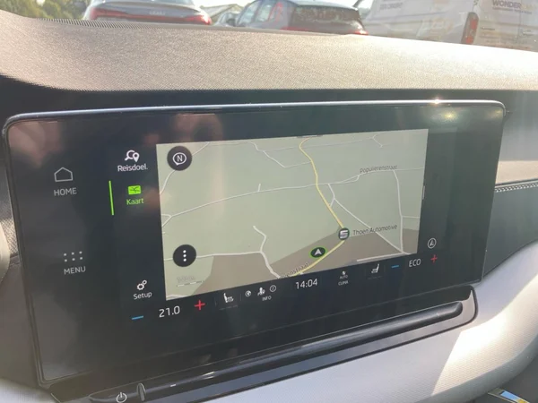 SKODA Octavia Combi PHEV (2020) — foto 19 van 26