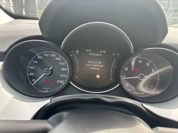 Fiat 500X (2021) — foto 13 van 15