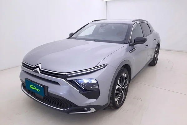 Citroen C5 X PHEV (2023) — foto 21 van 22