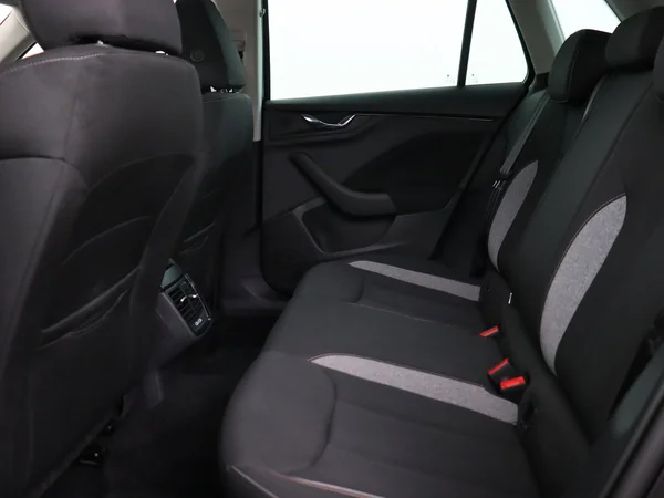 SKODA Kamiq (2025) — foto 4 van 18