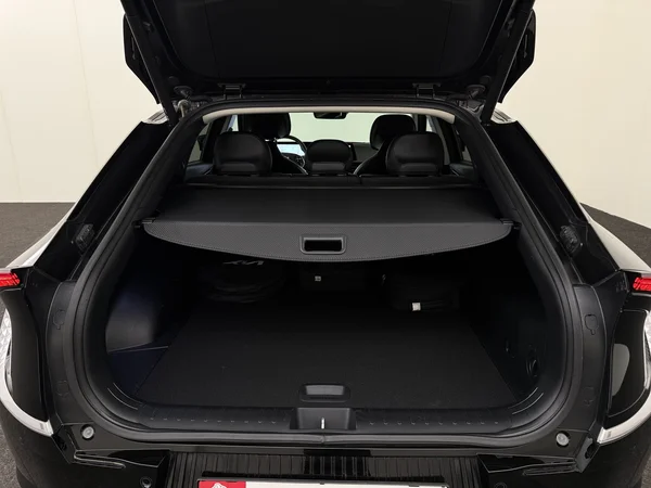 KIA EV6 (2022) — foto 8 van 33