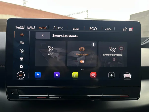 CUPRA Born (2024) — foto 17 van 30