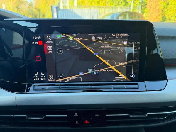 VOLKSWAGEN Golf VIII (2024) — foto 6 van 21