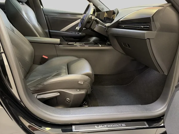 Opel Astra (2023) — foto 10 van 26