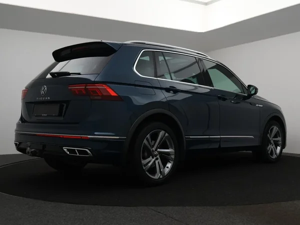 Volkswagen Tiguan (2021) — foto 2 van 33