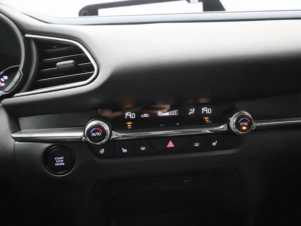 Mazda CX-30 (2020) — foto 13 van 41