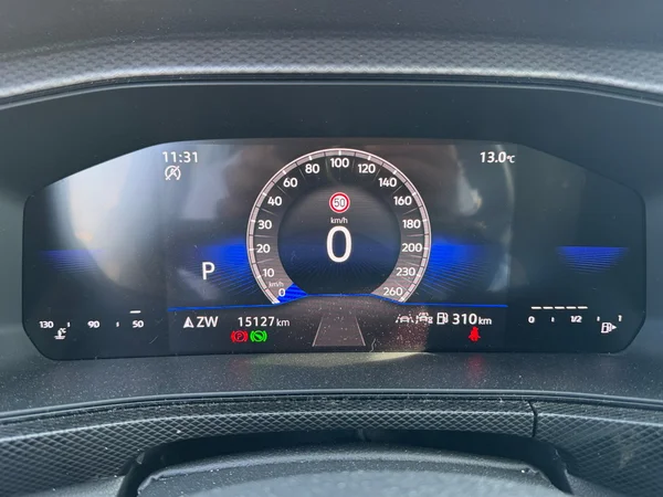 VOLKSWAGEN T-Cross (2025) — foto 4 van 17