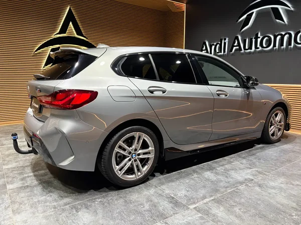 Bmw 118 (2024) — foto 20 van 28