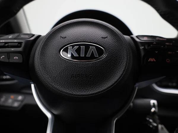 Kia Stonic (2021) — foto 17 van 39