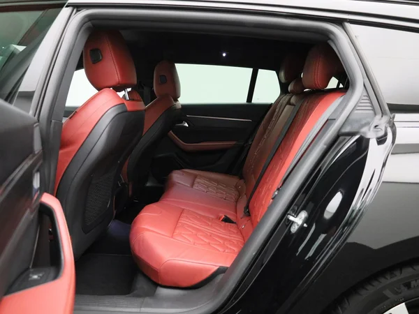 Peugeot 508 (2022) — foto 2 van 48