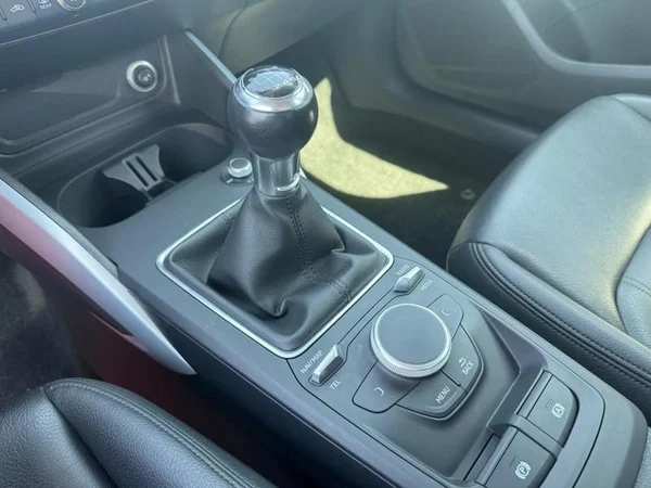 AUDI Q2 (2018) — foto 13 van 27