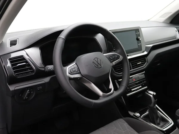 VOLKSWAGEN T-Cross (2025) — foto 4 van 16